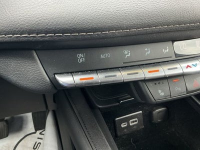 2021 Cadillac XT4 Premium Luxury