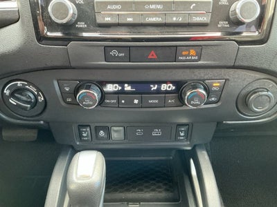 2024 Nissan Frontier SL