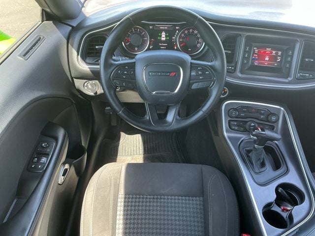 2017 Dodge Challenger SXT