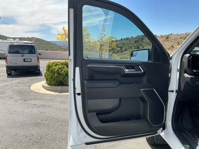 2023 Chevrolet Silverado 1500 LT LT1