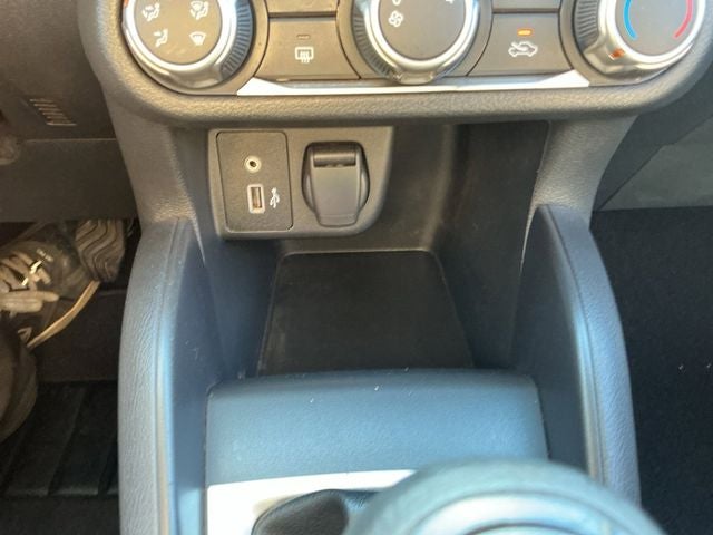 2023 Nissan Versa 1.6 S