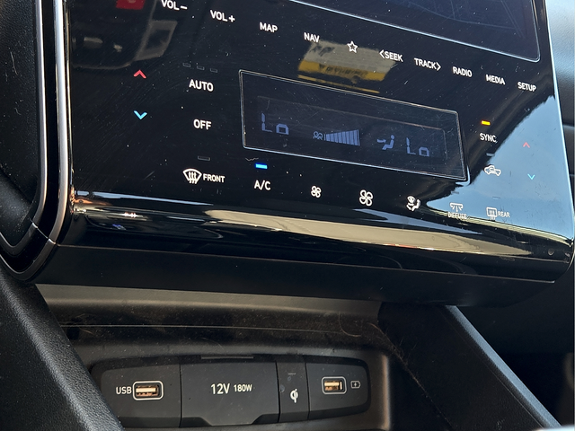 2023 Hyundai Santa Cruz SEL Premium
