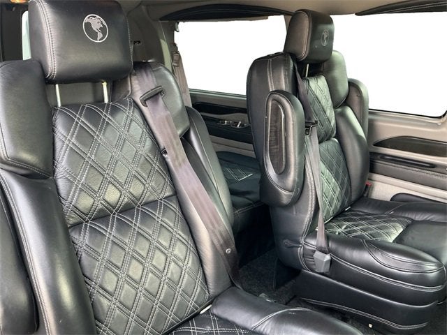 2021 Chevrolet Express Passenger 2500 1LS