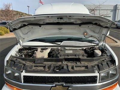 2021 Chevrolet Express Passenger 2500 1LS