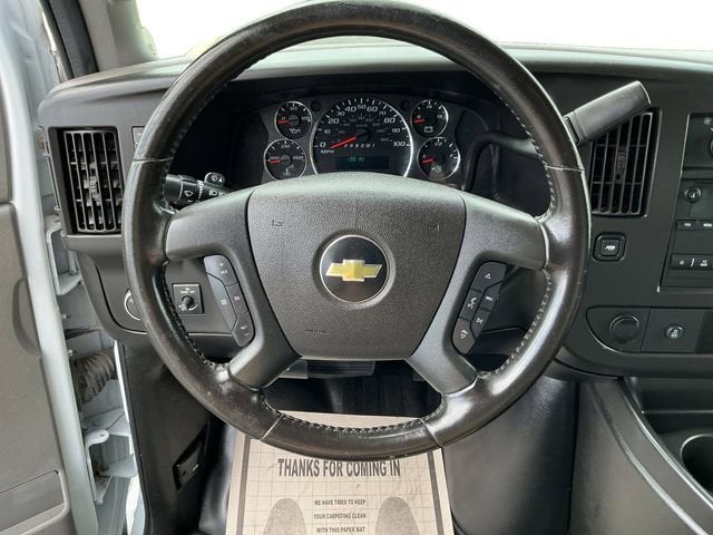 2022 Chevrolet Express Cutaway 3500 Work Van