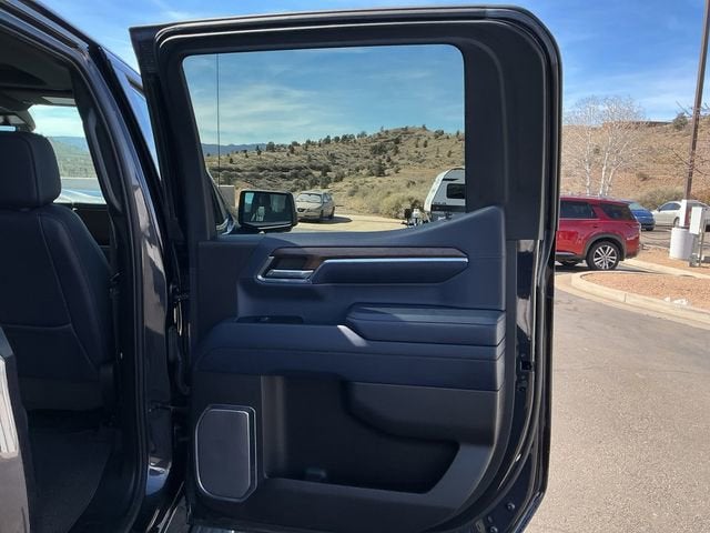 2023 Chevrolet Silverado 1500 High Country