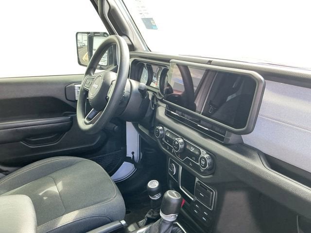 2024 Jeep Gladiator Sport