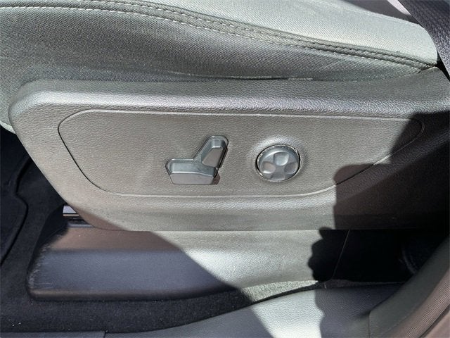 2021 RAM 1500 Big Horn Crew Cab 4x2 5'7" Box