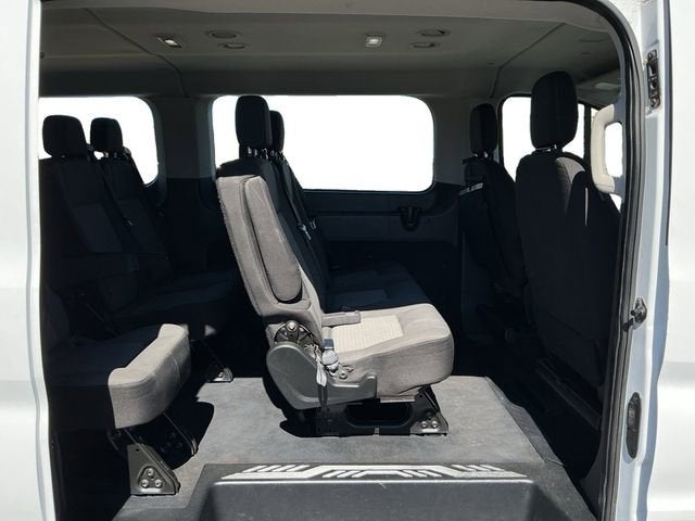2022 Ford Transit Passenger Wagon XL