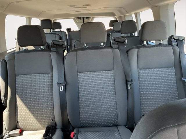 2022 Ford Transit Passenger Wagon XL