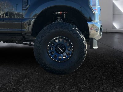 2022 Ford F-350 LARIAT