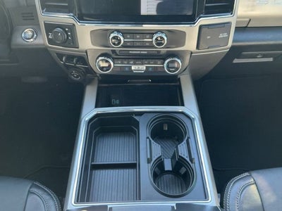 2022 Ford F-350 LARIAT