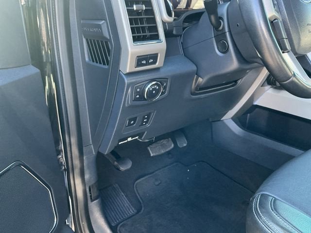 2022 Ford F-350 LARIAT