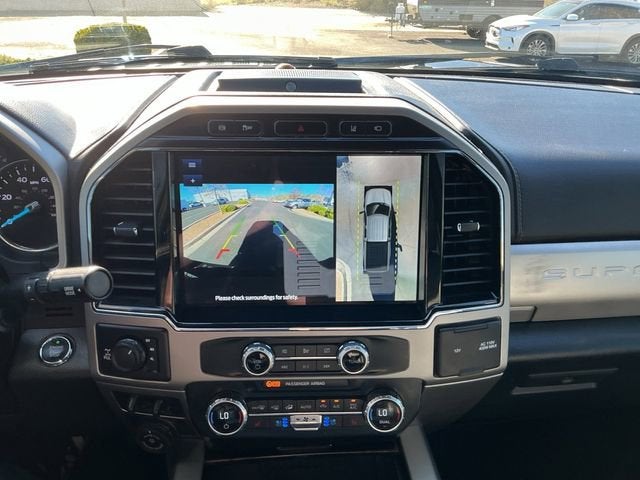 2022 Ford F-350 LARIAT