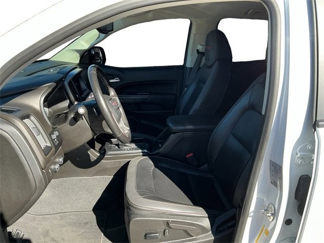 2022 GMC Canyon AT4 - Leather