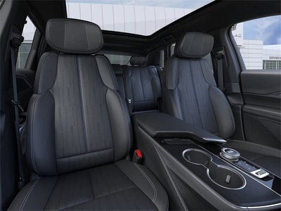 2025 Cadillac LYRIQ Luxury 1