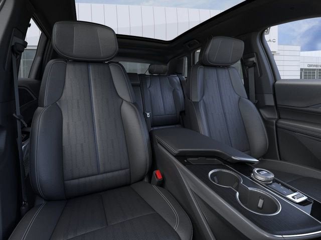 2025 Cadillac LYRIQ Luxury 1