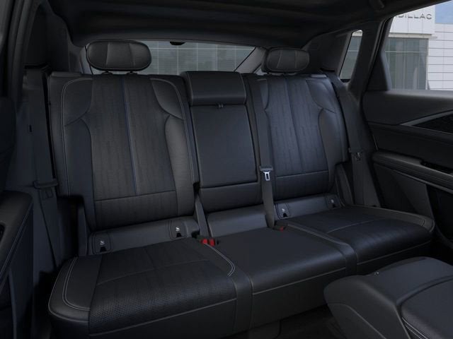 2025 Cadillac LYRIQ Luxury 1