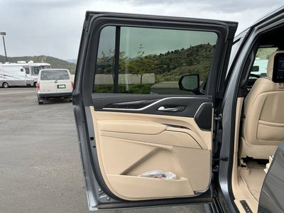 2021 Cadillac Escalade ESV Premium Luxury