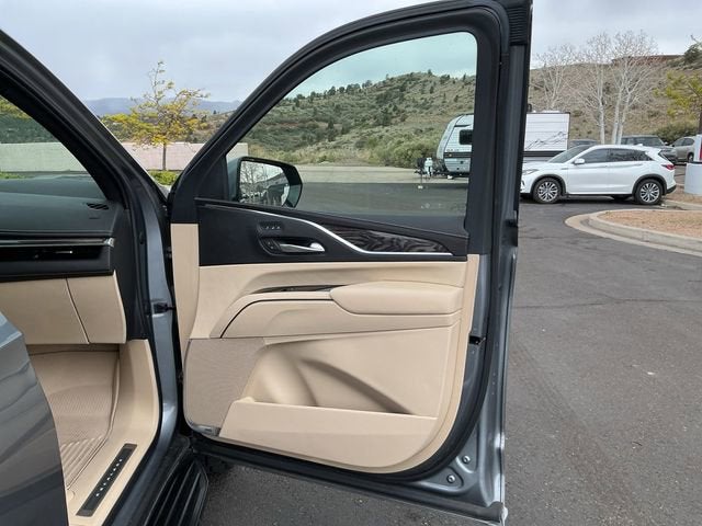 2021 Cadillac Escalade ESV Premium Luxury