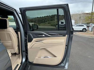 2021 Cadillac Escalade ESV Premium Luxury
