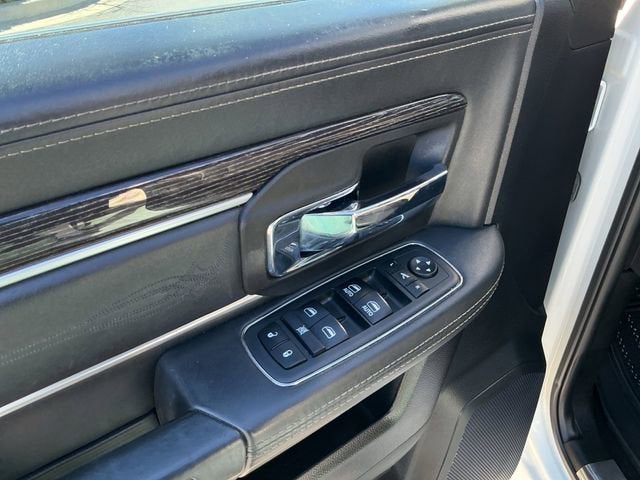 2018 RAM 3500 Limited Crew Cab 4x4 6'4" Box