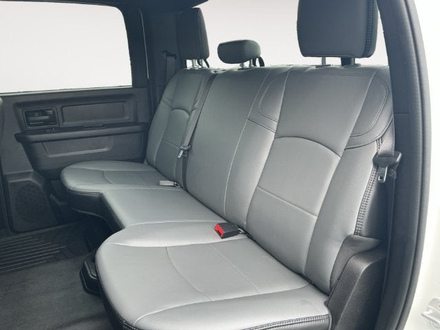 2024 RAM 3500 Tradesman Crew Cab 4x4 8' Box