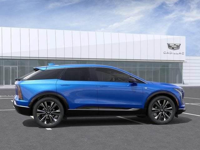2027 Cadillac OPTIQ Premium Luxury - Photo 5