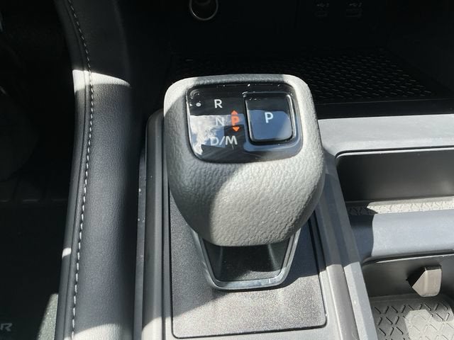 2025 Nissan Pathfinder S FWD
