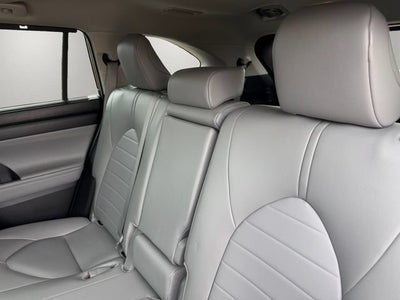 2024 Toyota Highlander XLE